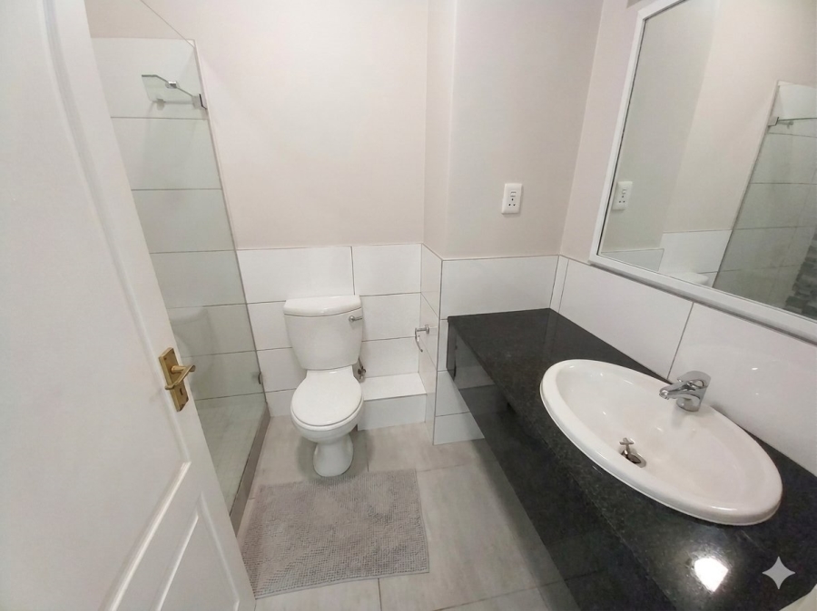 To Let 2 Bedroom Property for Rent in Keurbooms River Western Cape